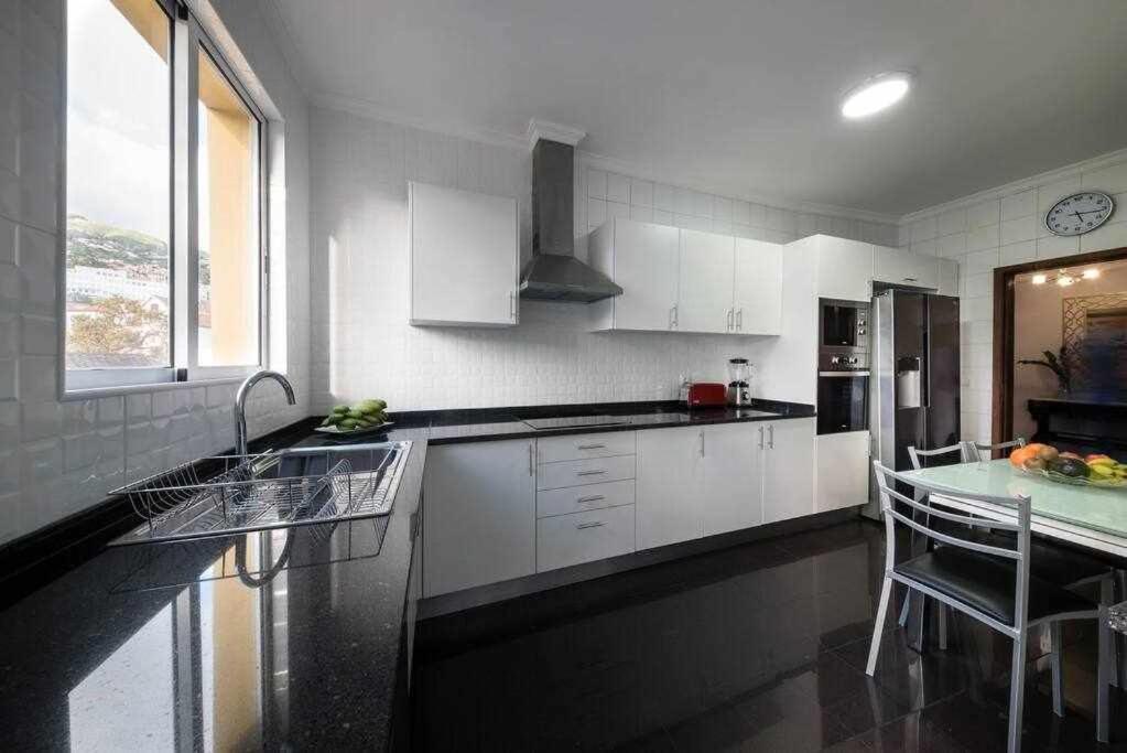 Alex Apartment Фуншал Екстер'єр фото